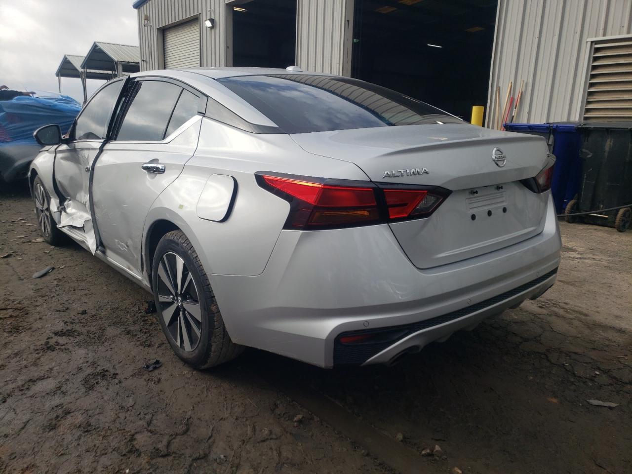 Photo 3 from auction – 2020 NISSAN ALTIMA SL with VIN 1N4BL4EV8LC163967