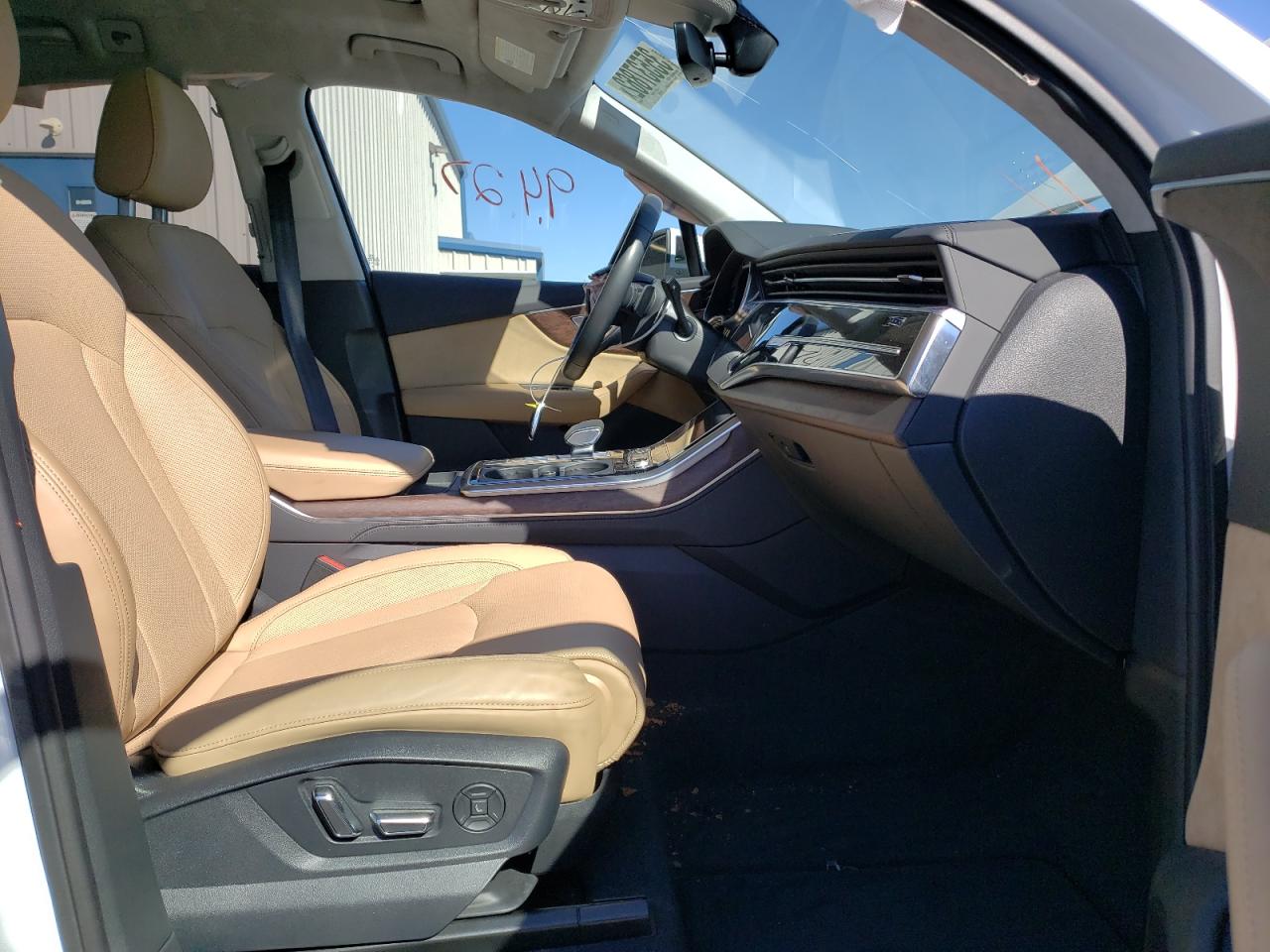 Photo 5 from auction – 2021 AUDI Q7 PRESTIG with VIN WA1VXAF74MD027688