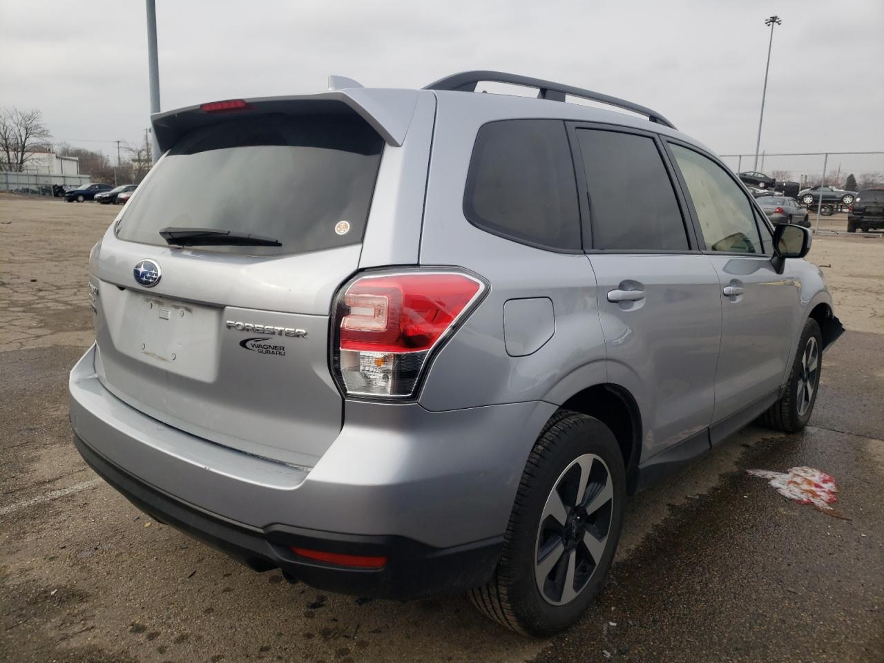 Photo 4 from auction – 2018 SUBARU FORESTER 2 with VIN JF2SJAEC5JH556257