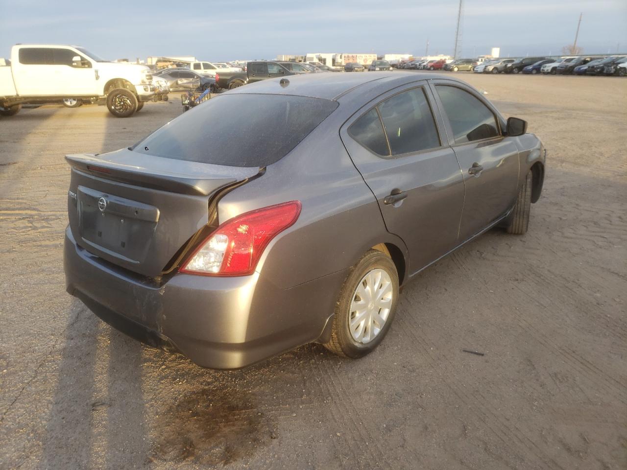 Photo 4 from auction – 2019 NISSAN VERSA S with VIN 3N1CN7AP9KL838832