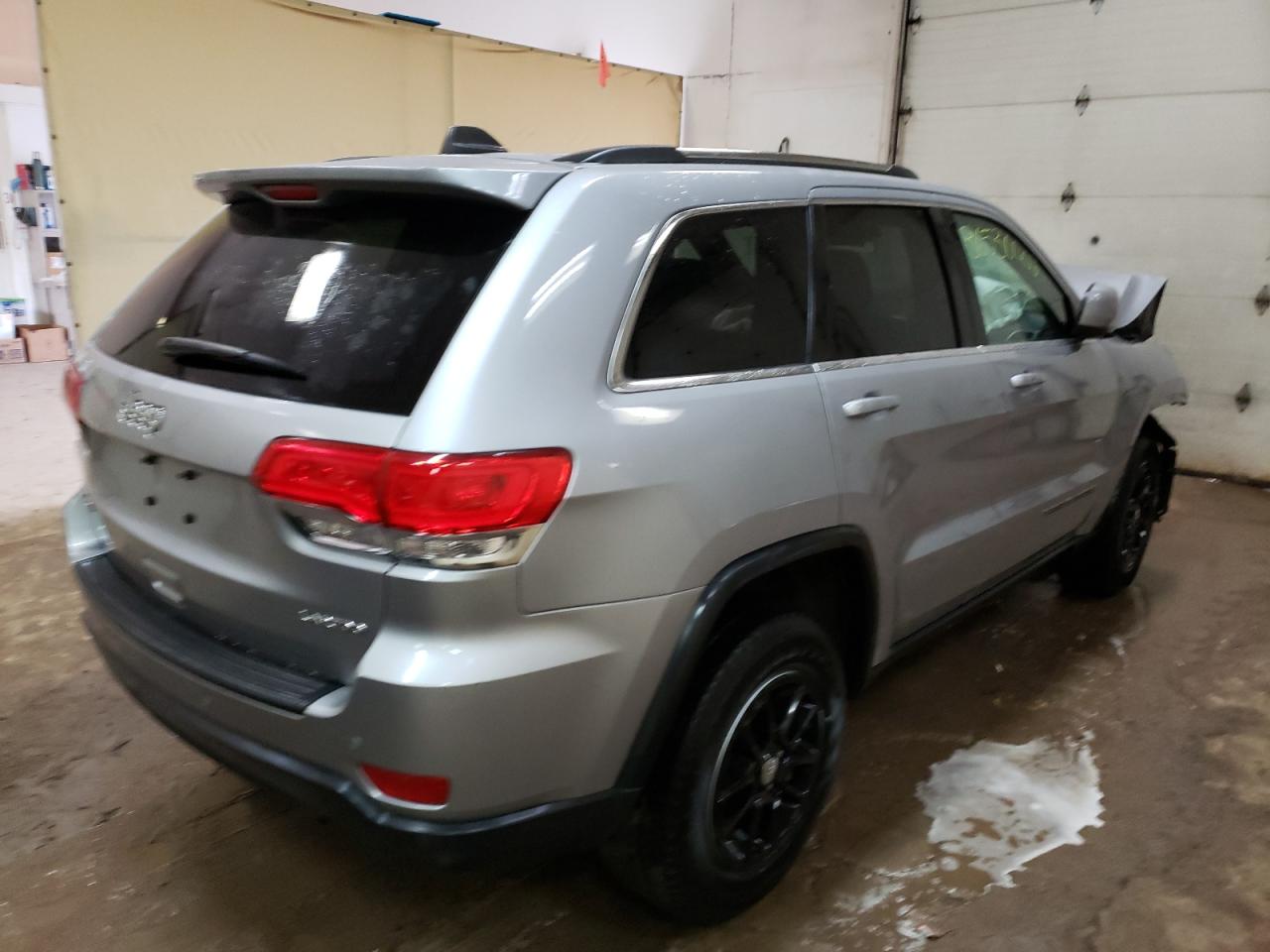Photo 4 from auction – 2018 JEEP GRAND CHER with VIN 1C4RJFAG3JC377098