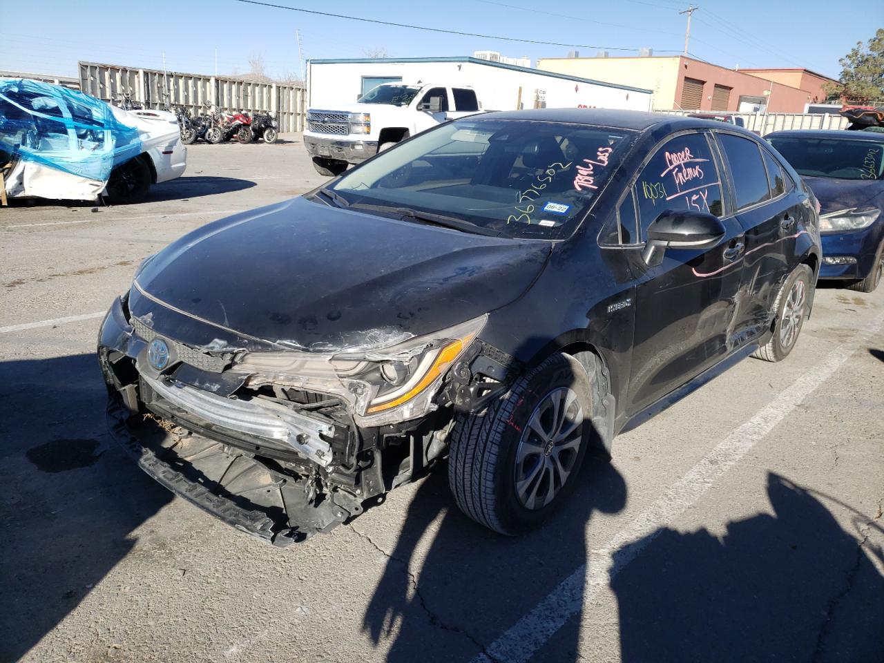 Photo 2 from auction – 2021 TOYOTA COROLLA LE with VIN JTDEAMDE8MJ003065