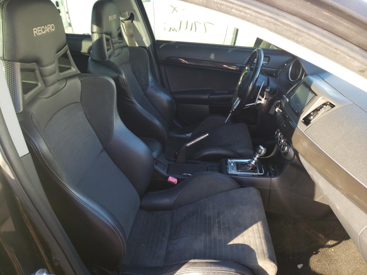 Photo 5 from auction – 2011 MITSUBISHI LANCER EVO with VIN JA32W5FV8BU045382