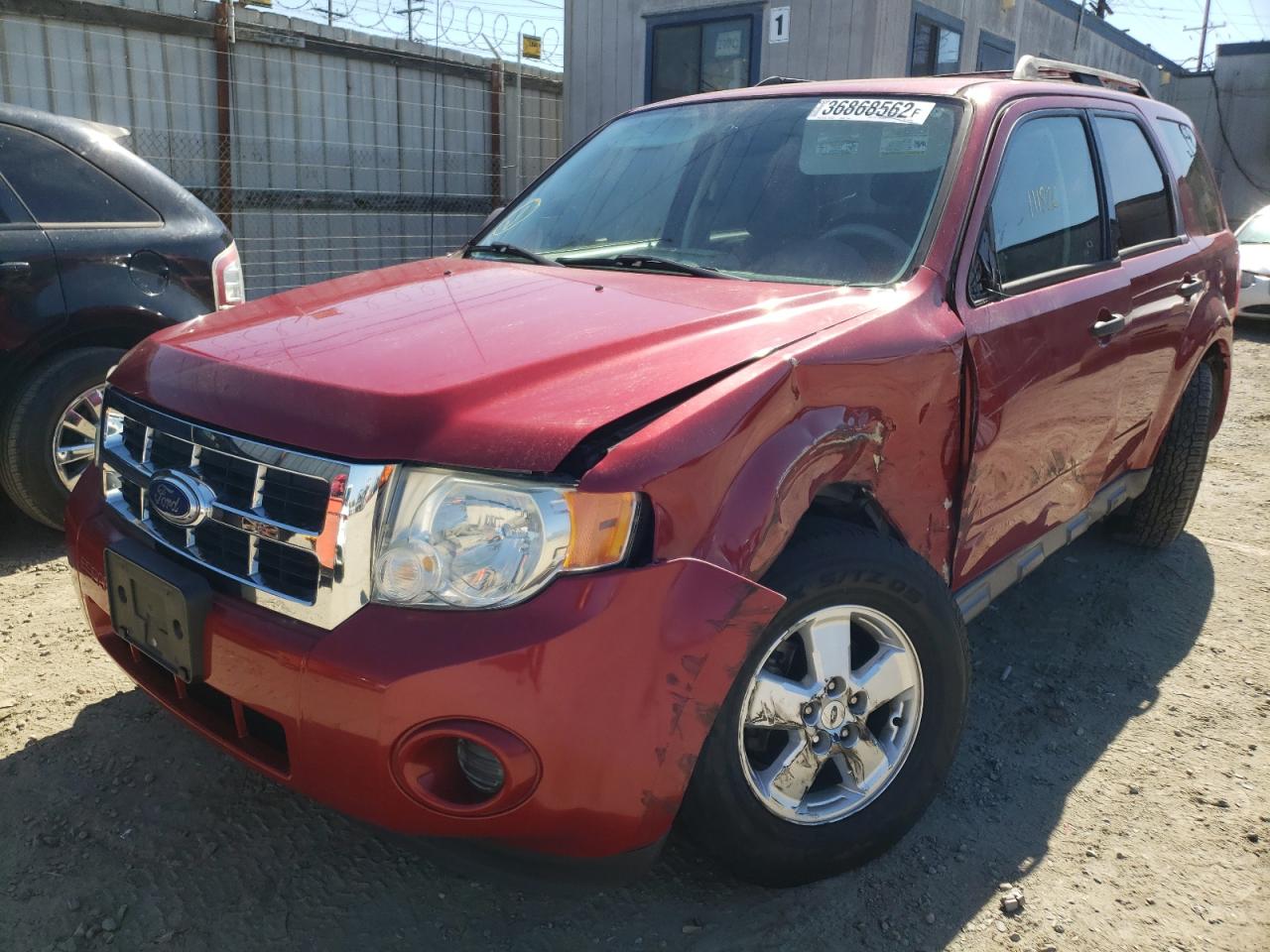 Photo 2 from auction – 2010 FORD ESCAPE XLS with VIN 1FMCU0C70AKD34895