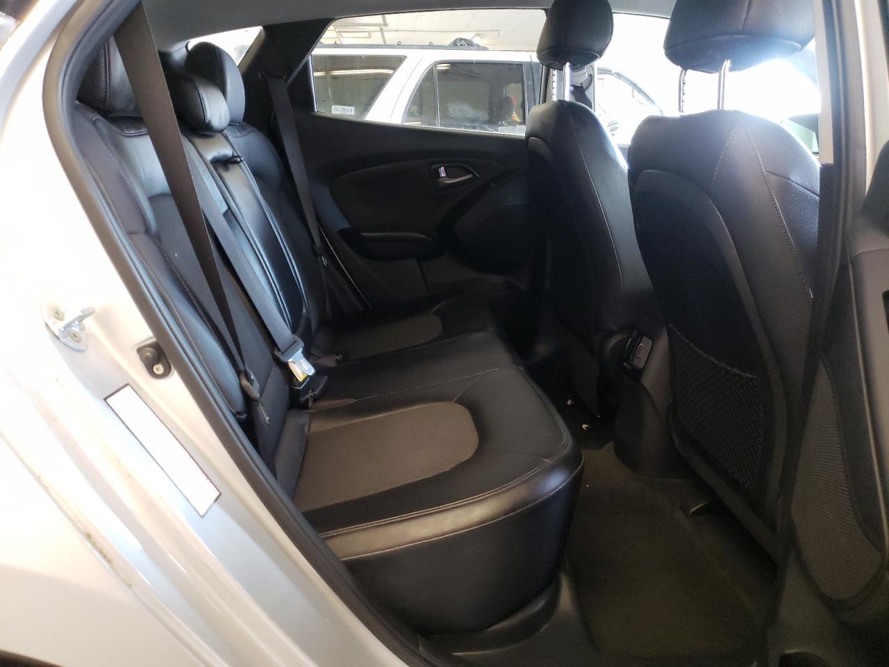 Photo 6 from auction – 2014 HYUNDAI TUCSON GLS with VIN KM8JUCAG4EU915032