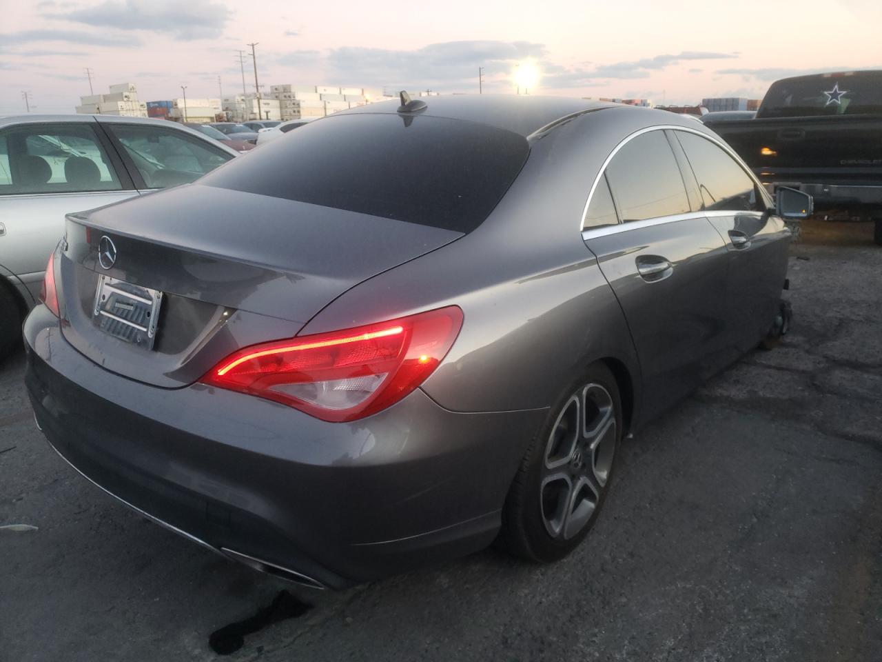 Photo 4 from auction – 2019 MERCEDES-BENZ CLA 250 with VIN WDDSJ4EB8KN729205