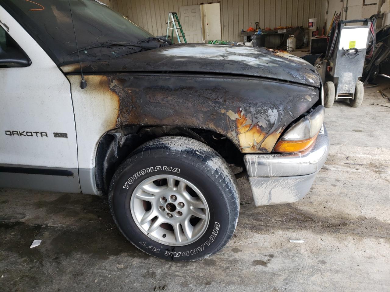 Photo 9 from auction – 2001 DODGE DAKOTA with VIN 1B7FL26X41S193244