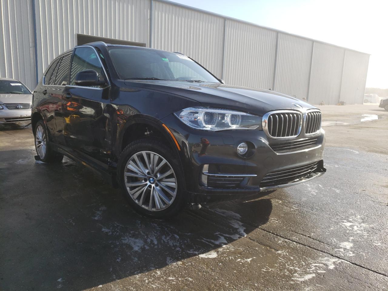 BMW X5 XDRIVE3 2016 with VIN 5UXKR0C54G0S94081 - Photo from auction