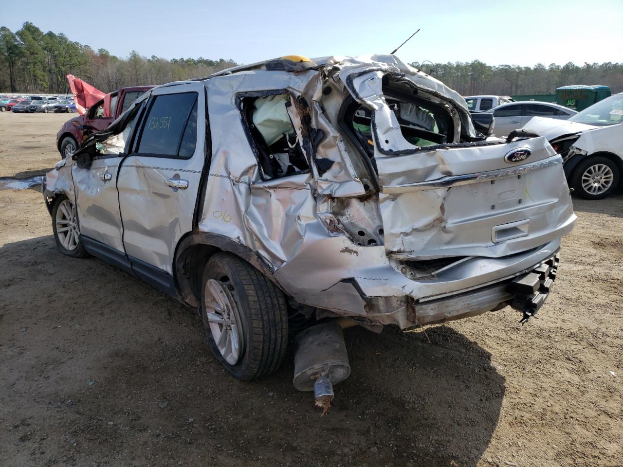 Photo 3 from auction – 2015 FORD EXPLORER with VIN 1FM5K7B84FGB06961