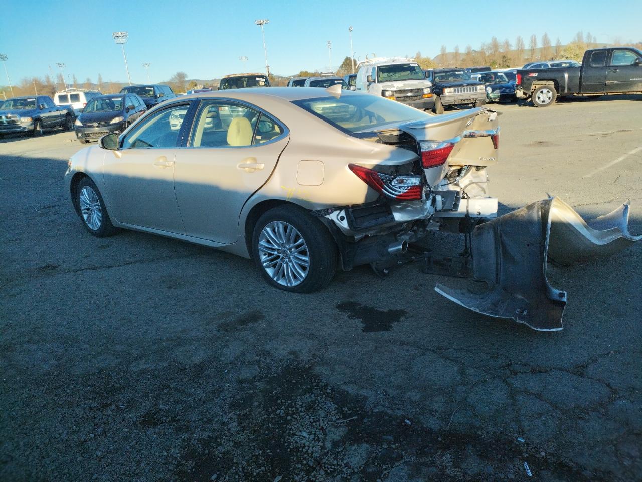 Photo 3 from auction – 2015 LEXUS ES 350 with VIN JTHBK1GG5F2205143