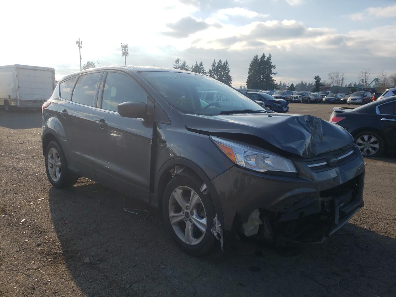 FORD ESCAPE SE 2015 with VIN 1FMCU9GX7FUB65632 - Photo from auction