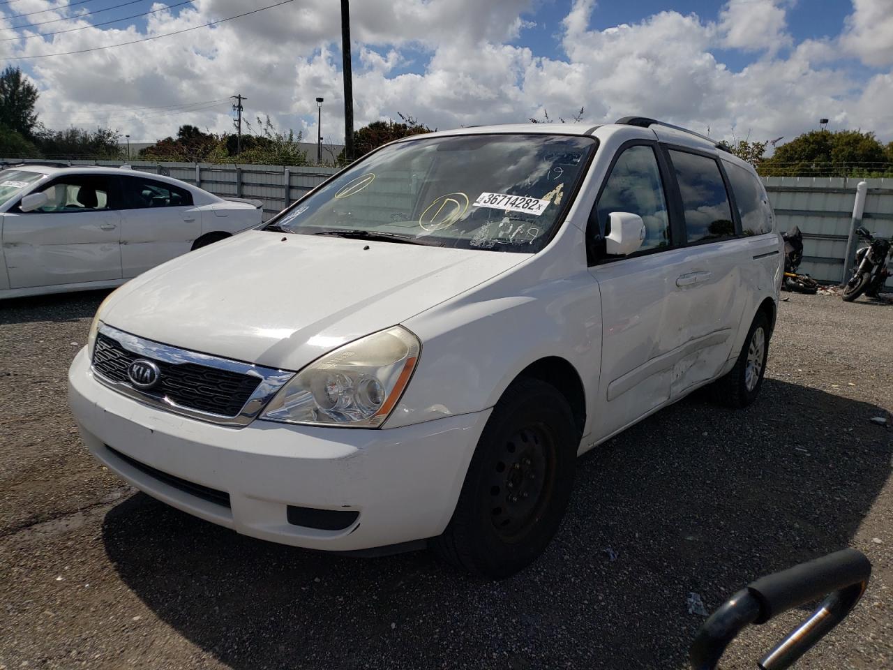 Photo 2 from auction – 2012 KIA SEDONA LX with VIN KNDMG4C72C6476121