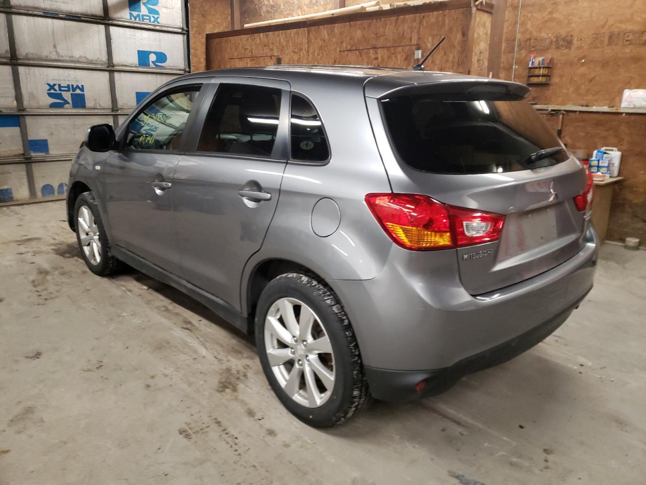 Photo 3 from auction – 2013 MITSUBISHI OUTLANDER with VIN 4A4AR3AU5DE024678