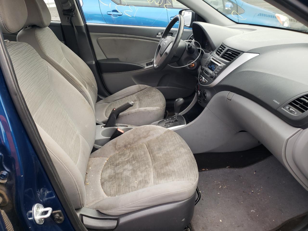 Photo 5 from auction – 2015 HYUNDAI ACCENT GLS with VIN KMHCT4AE2FU841742