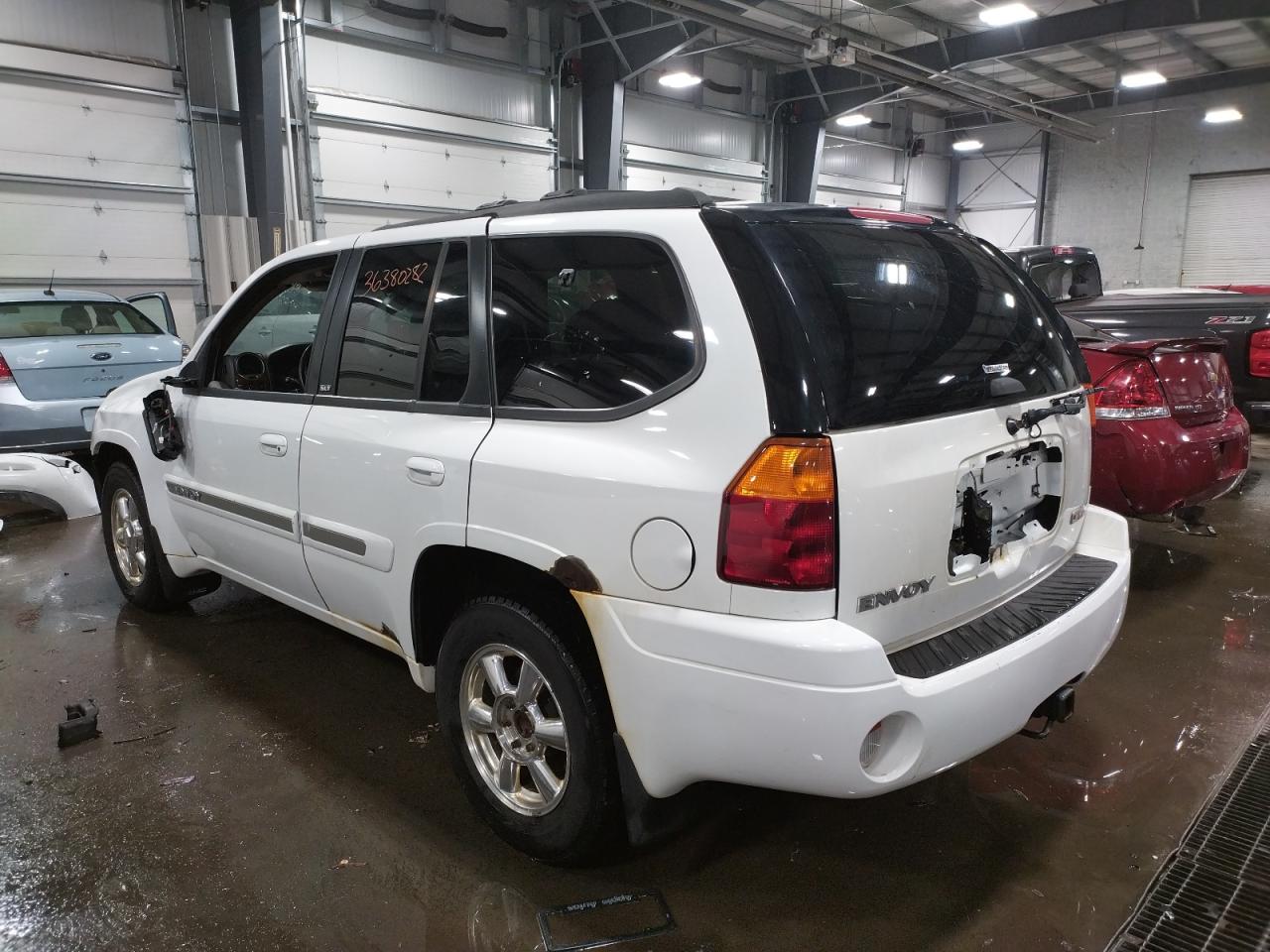 Photo 3 from auction – 2003 GMC ENVOY with VIN 1GKDT13S432204423