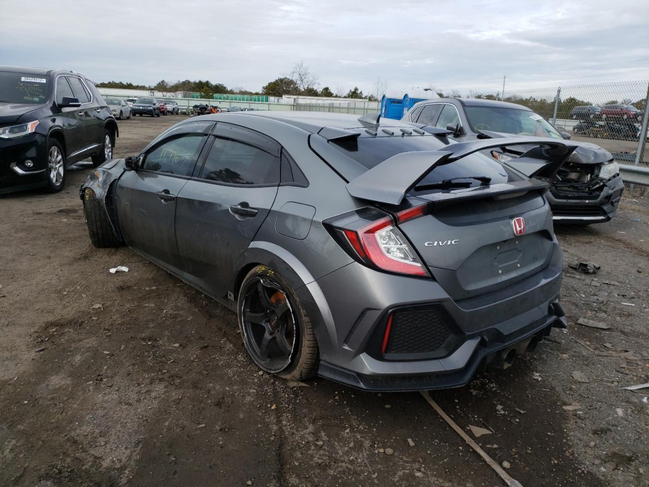 Photo 3 from auction – 2019 HONDA CIVIC TYPE with VIN SHHFK8G70KU204192