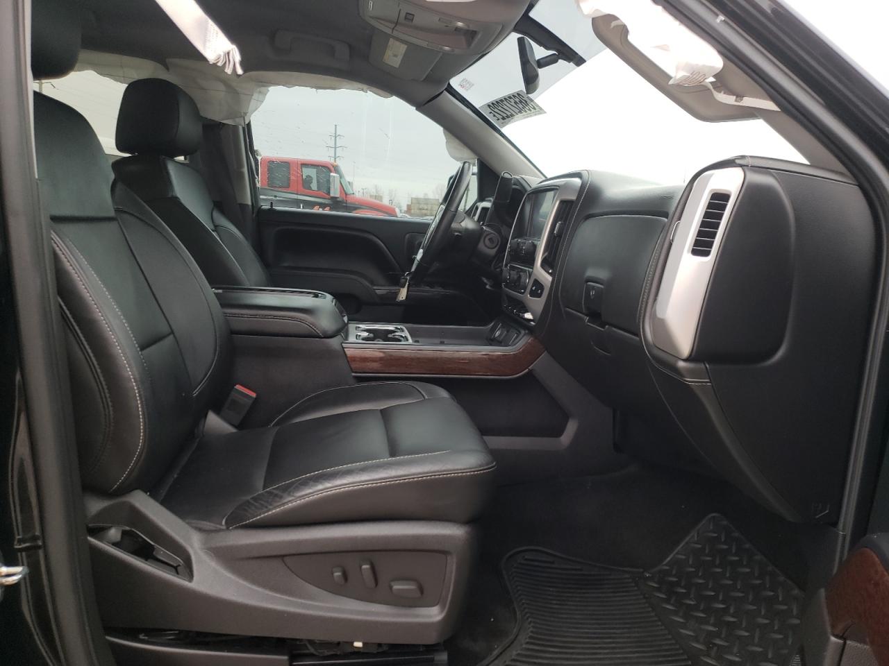 Photo 5 from auction – 2015 GMC SIERRA K15 with VIN 3GTU2VEC1FG293682