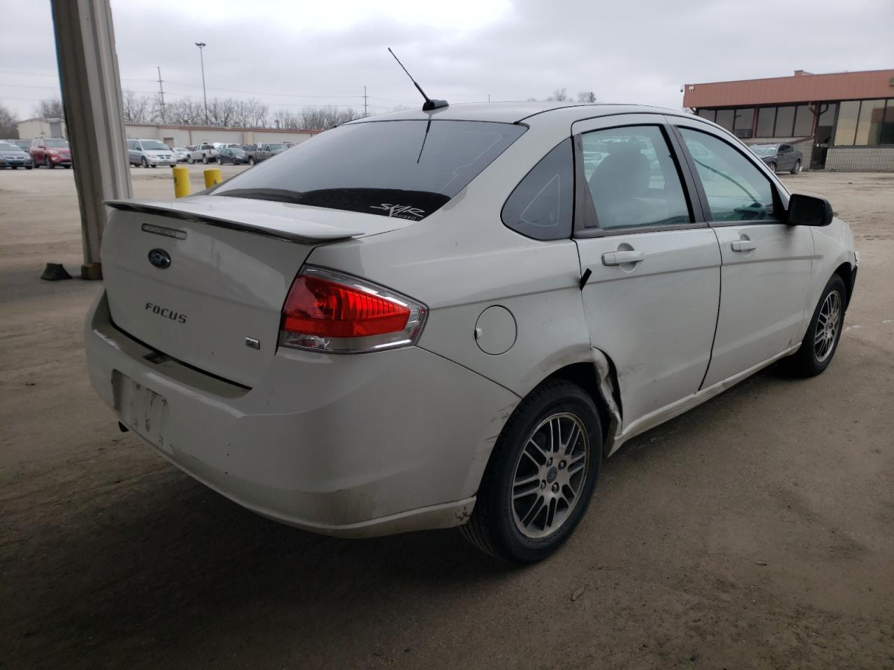 Photo 4 from auction – 2010 FORD FOCUS SE with VIN 1FAHP3FN1AW168219