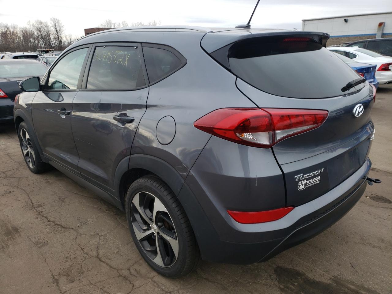 Photo 3 from auction – 2016 HYUNDAI TUCSON LIM with VIN KM8J3CA29GU094794