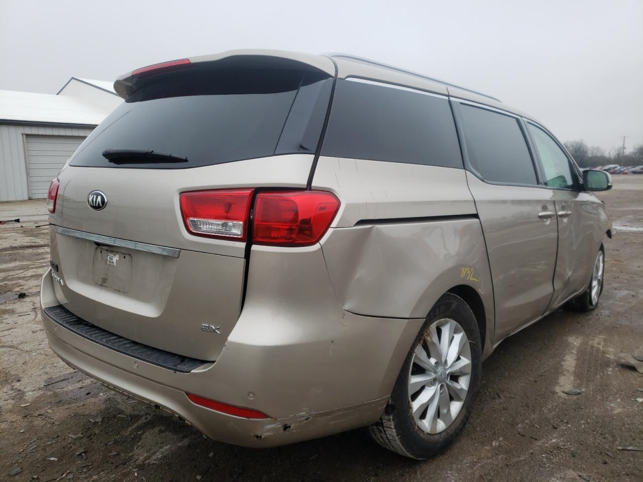 Photo 4 from auction – 2016 KIA SEDONA EX with VIN KNDMC5C10G6107695