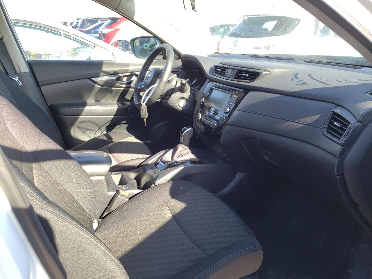 Photo 5 from auction – 2019 NISSAN ROGUE S with VIN 5N1AT2MV3KC835830
