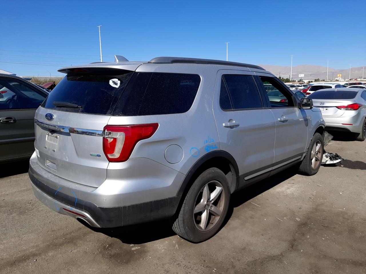 Photo 4 from auction – 2016 FORD EXPLORER X with VIN 1FM5K8DH7GGD18998