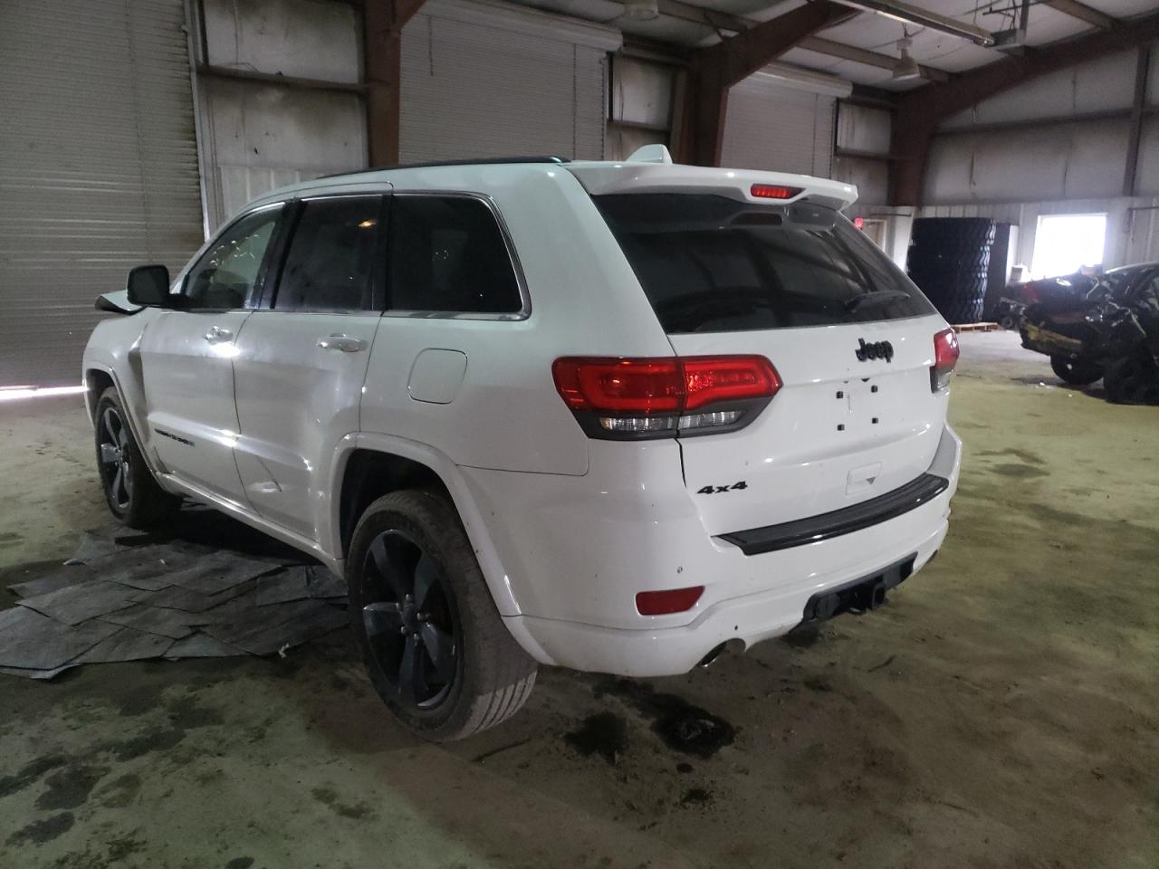 Photo 3 from auction – 2014 JEEP GRAND CHER with VIN 1C4RJFAGXEC555305