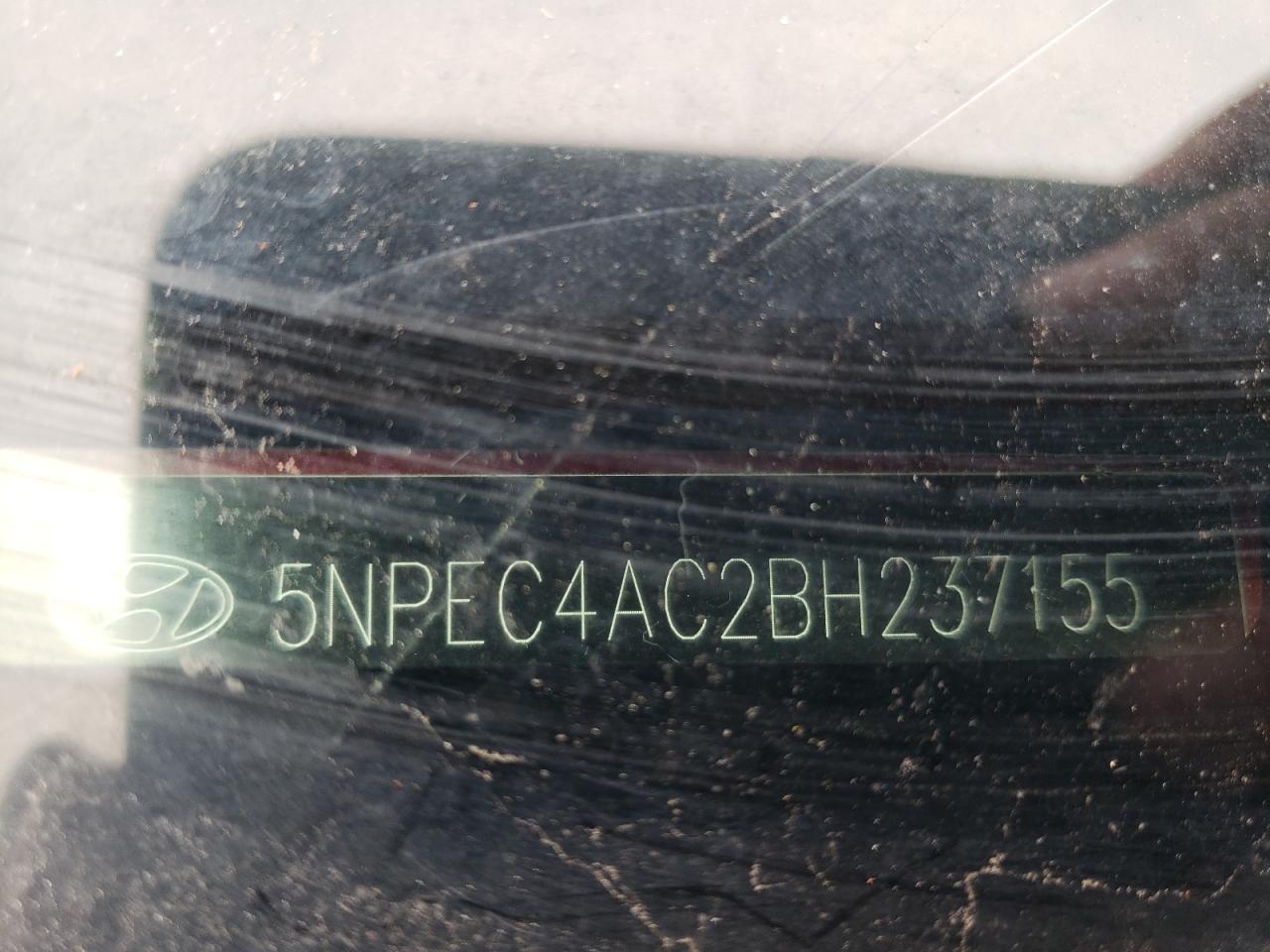 Photo 10 from auction – 2011 HYUNDAI SONATA SE with VIN 5NPEC4AC2BH237155