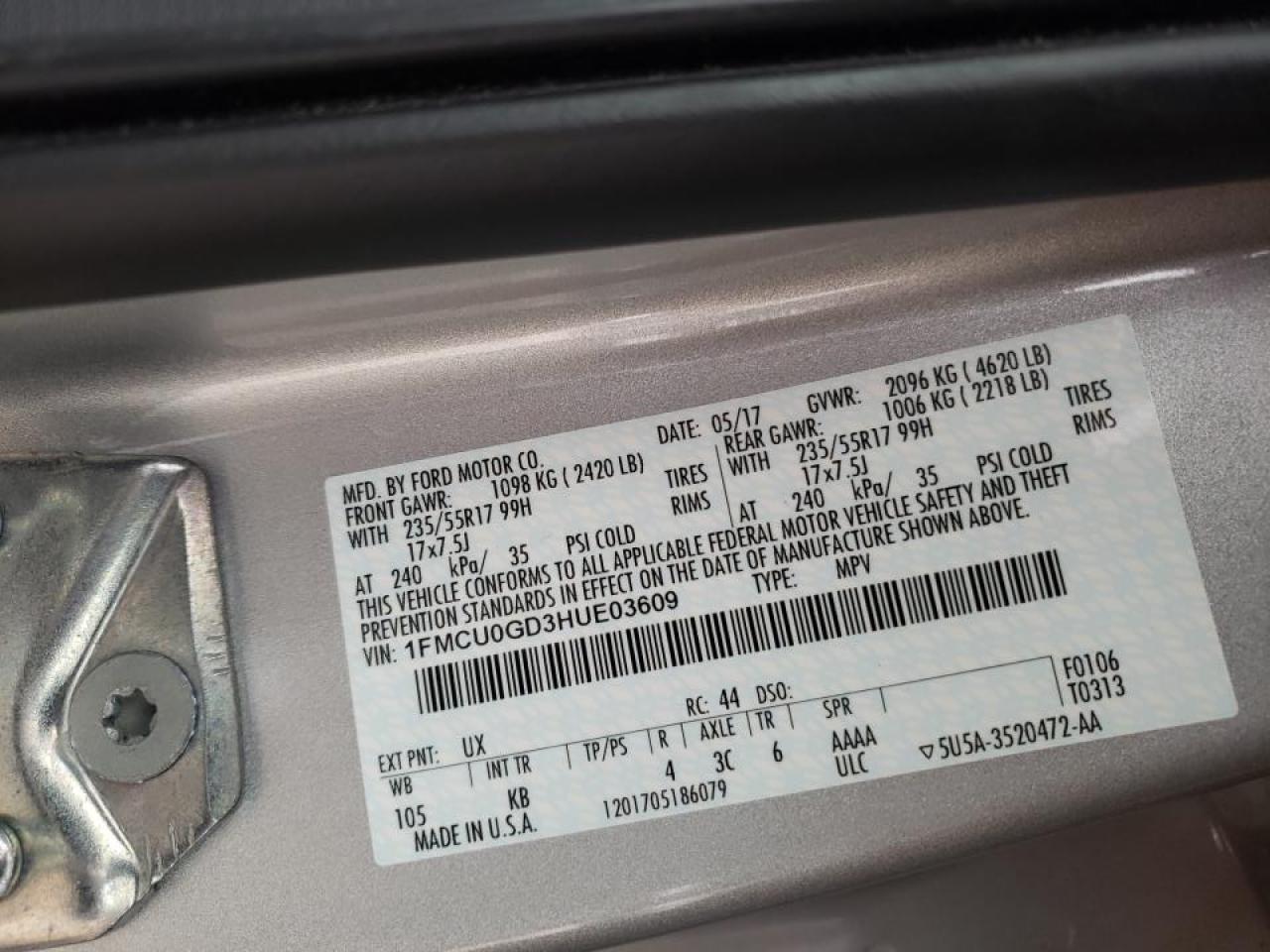 Photo 10 from auction – 2017 FORD ESCAPE SE with VIN 1FMCU0GD3HUE03609