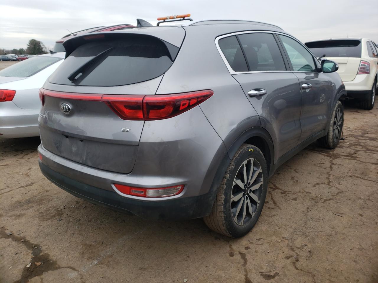 Photo 4 from auction – 2017 KIA SPORTAGE E with VIN KNDPNCAC0H7203208