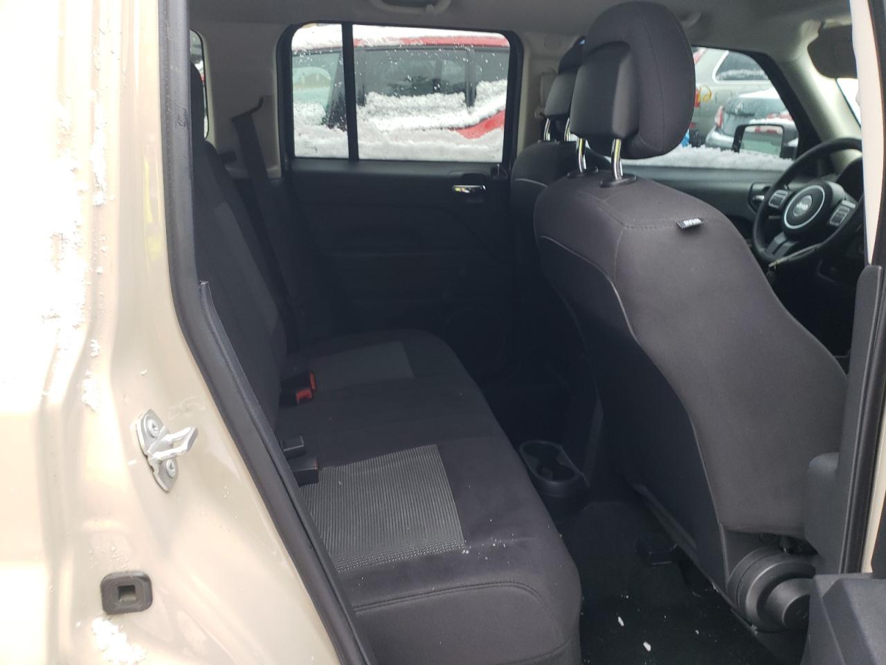 Photo 6 from auction – 2016 JEEP PATRIOT SP with VIN 1C4NJPBB2GD801302