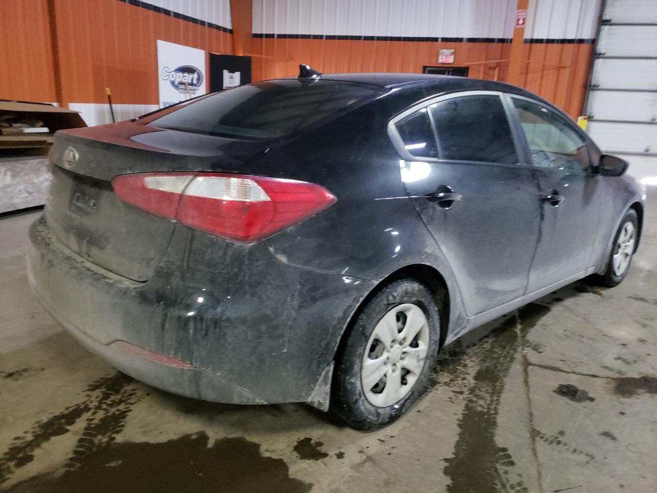 Photo 4 from auction – 2016 KIA FORTE LX with VIN KNAFK4A65G5448291