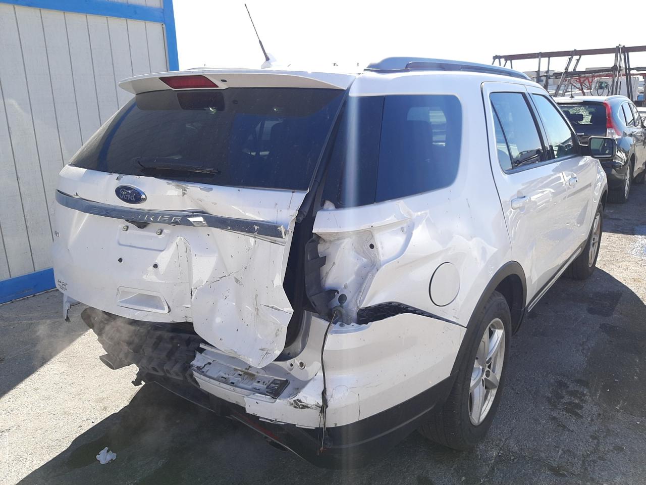 Photo 4 from auction – 2018 FORD EXPLORER X with VIN 1FM5K7D81JGB56786