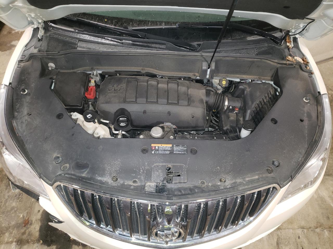 Photo 7 from auction – 2015 BUICK ENCLAVE with VIN 5GAKVCKDXFJ235117