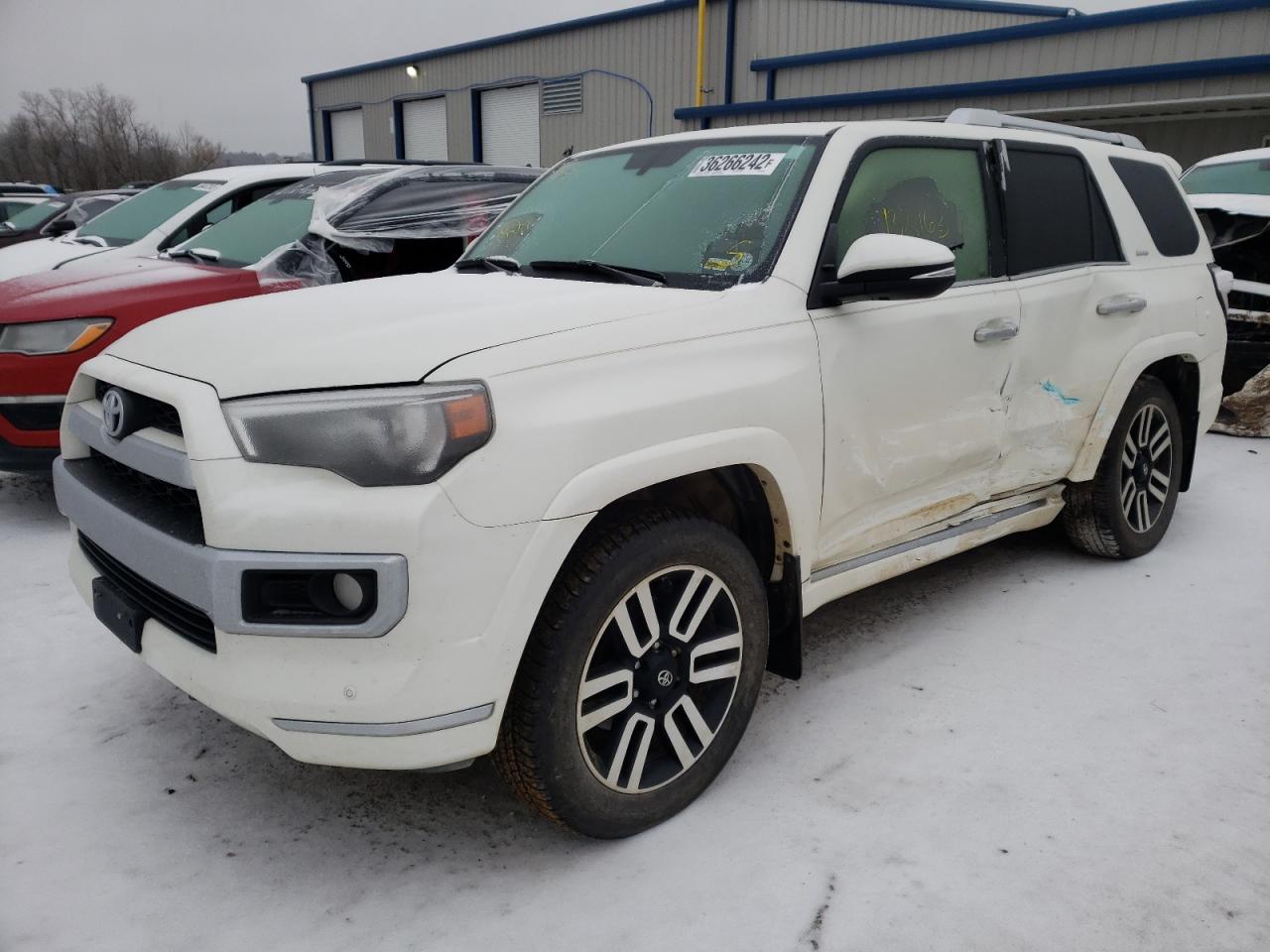 Photo 2 from auction – 2015 TOYOTA 4RUNNER SR with VIN JTEBU5JR9F5204987