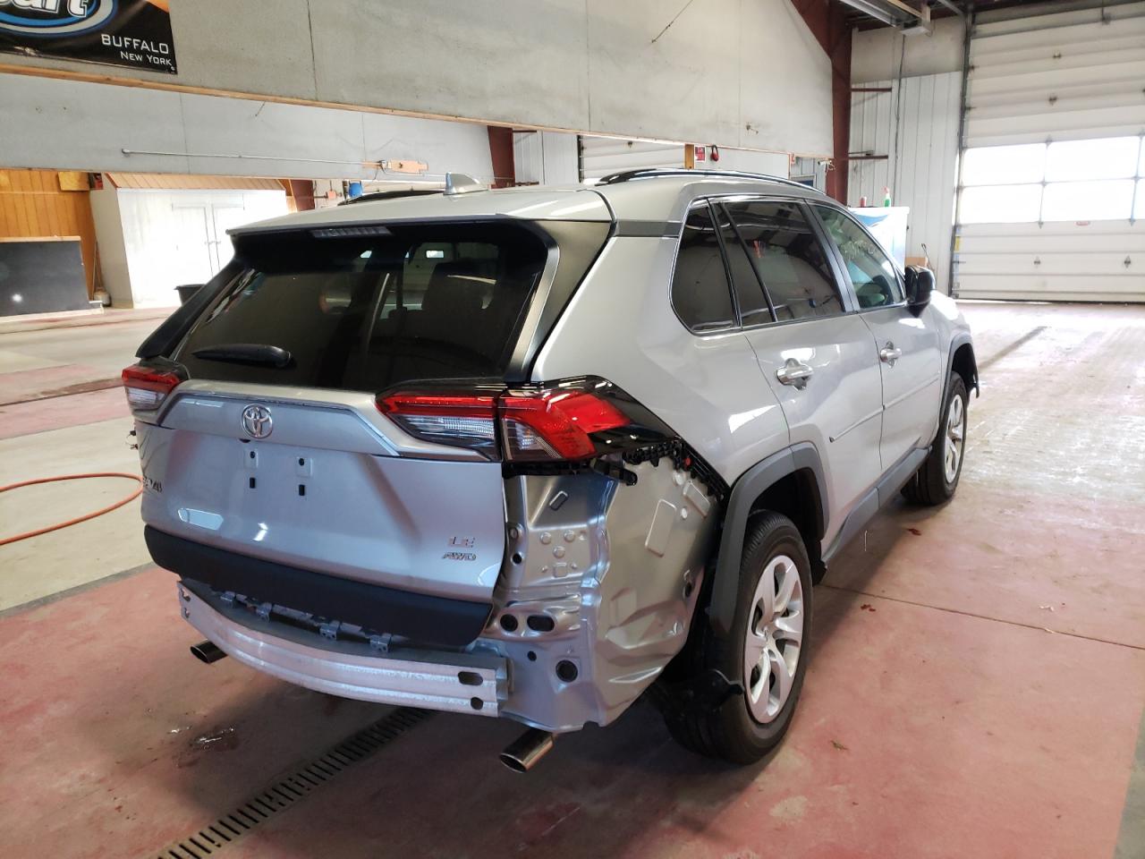 Photo 4 from auction – 2021 TOYOTA RAV4 LE with VIN 2T3F1RFV0MC251313