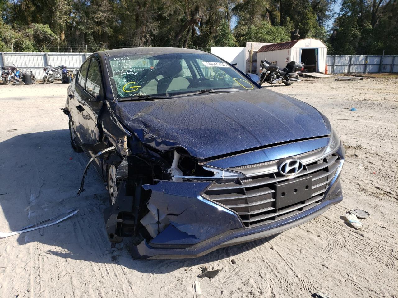 HYUNDAI ELANTRA SE 2019 with VIN 5NPD74LF3KH449361 - Photo from auction