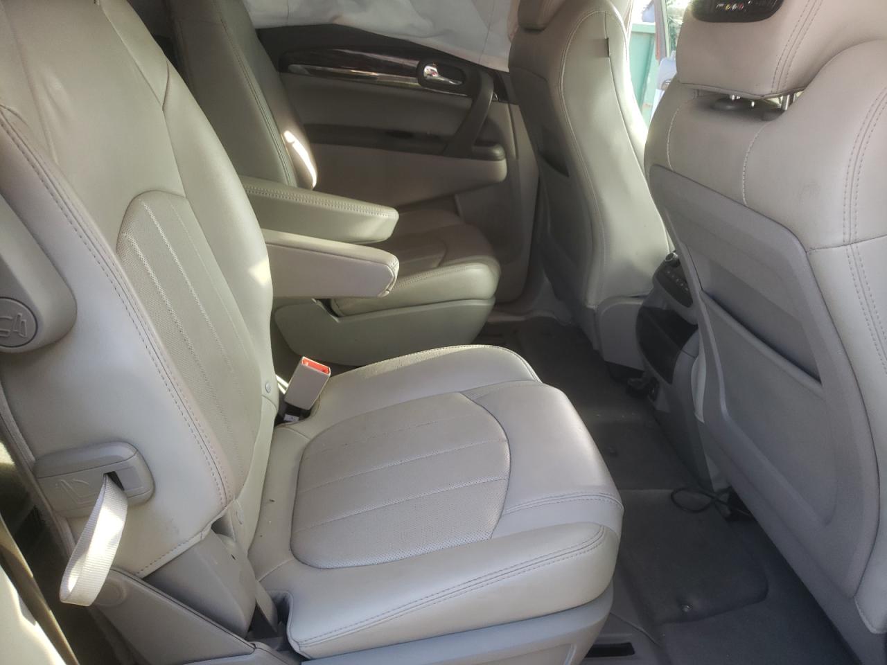 Photo 6 from auction – 2017 BUICK ENCLAVE with VIN 5GAKRBKDXHJ256955