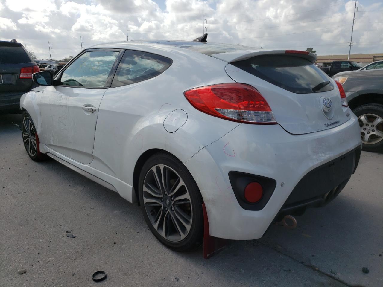 Photo 3 from auction – 2016 HYUNDAI VELOSTER T with VIN KMHTC6AE4GU283664