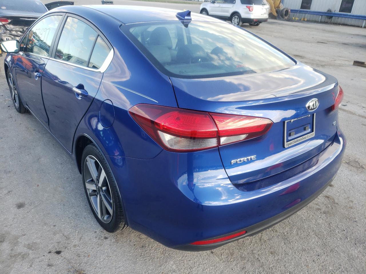 Photo 3 from auction – 2018 KIA FORTE EX with VIN 3KPFL4A84JE165815