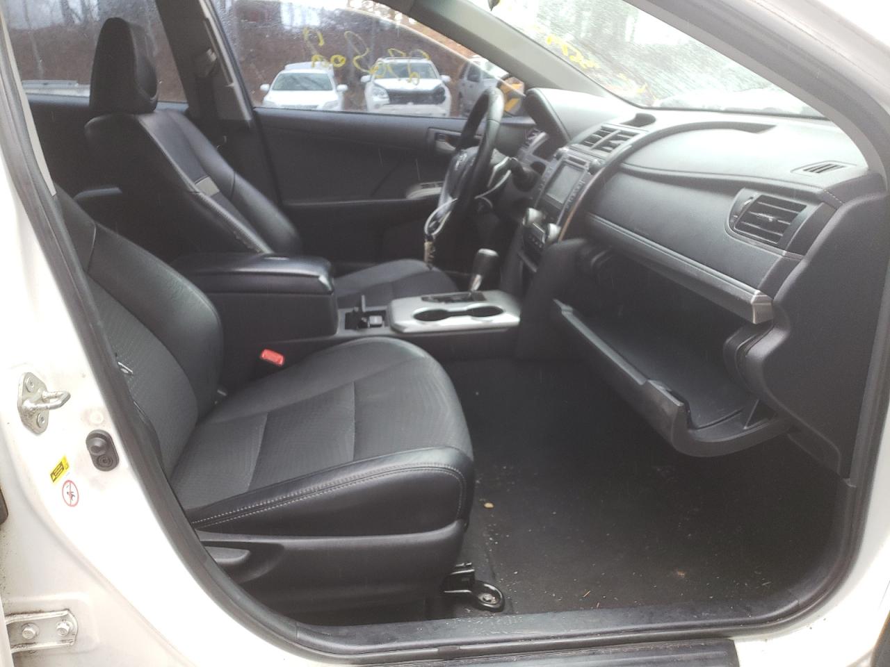 Photo 5 from auction – 2014 TOYOTA CAMRY L with VIN 4T1BF1FK9EU446939