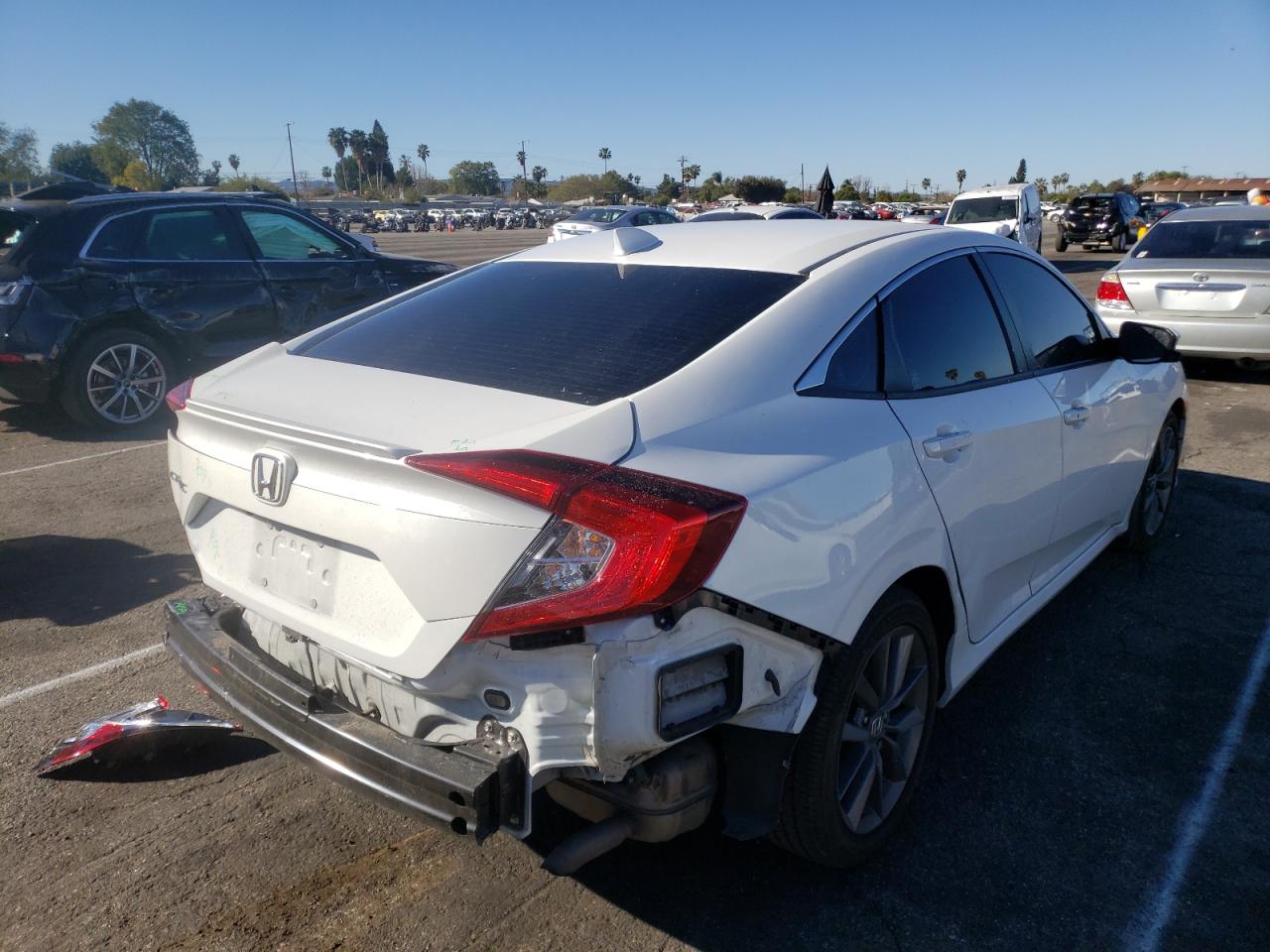 Photo 4 from auction – 2021 HONDA CIVIC EX with VIN 19XFC1F33ME200313