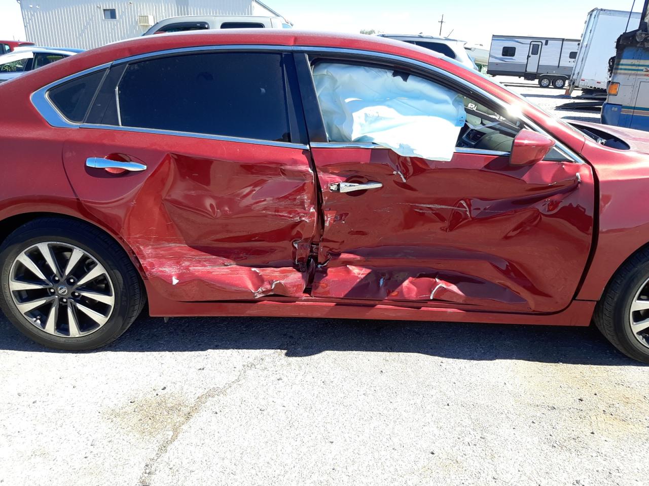 Photo 9 from auction – 2017 NISSAN ALTIMA 2.5 with VIN 1N4AL3AP9HC185027