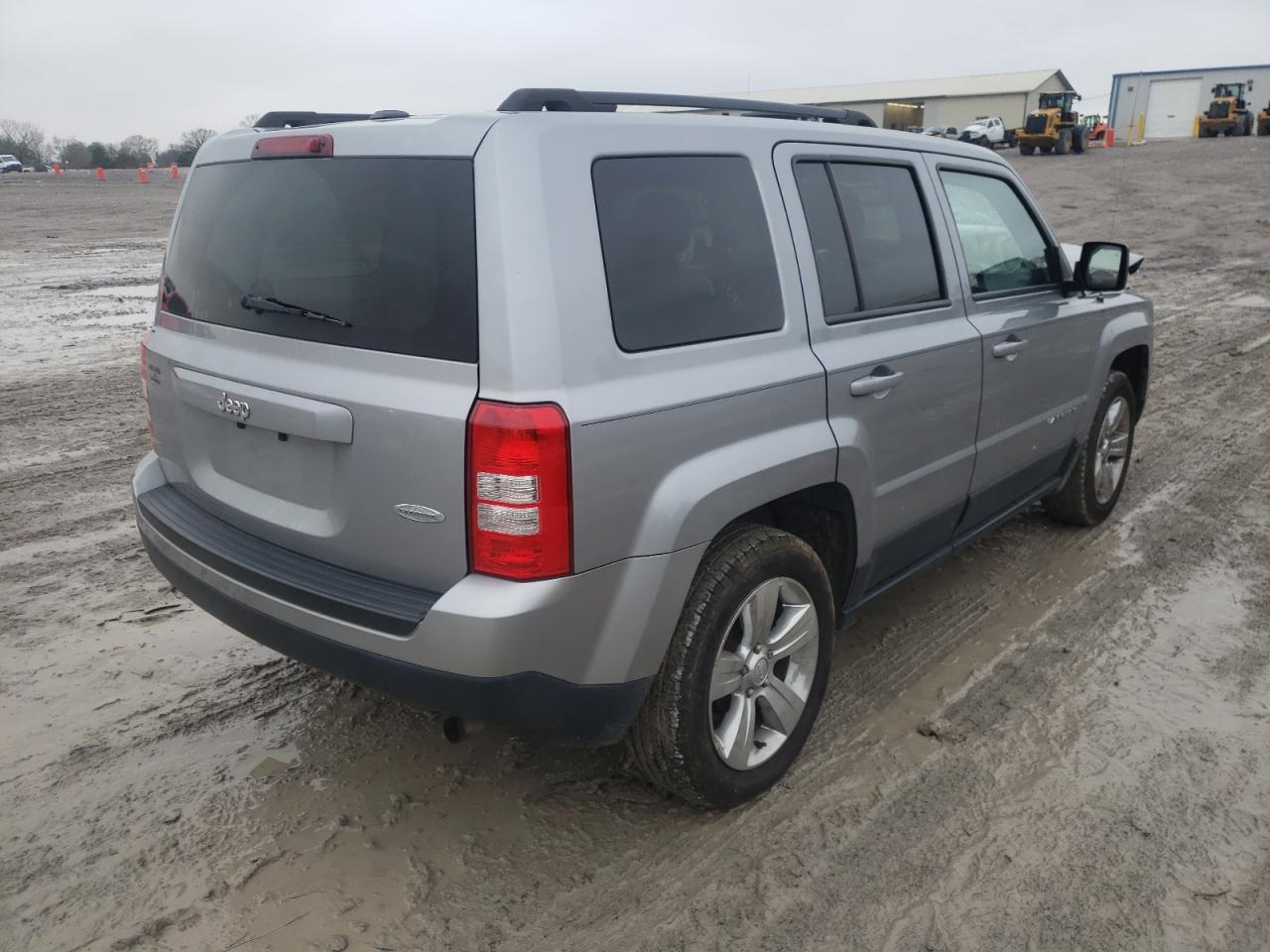 Photo 4 from auction – 2017 JEEP PATRIOT LA with VIN 1C4NJPFB2HD183586