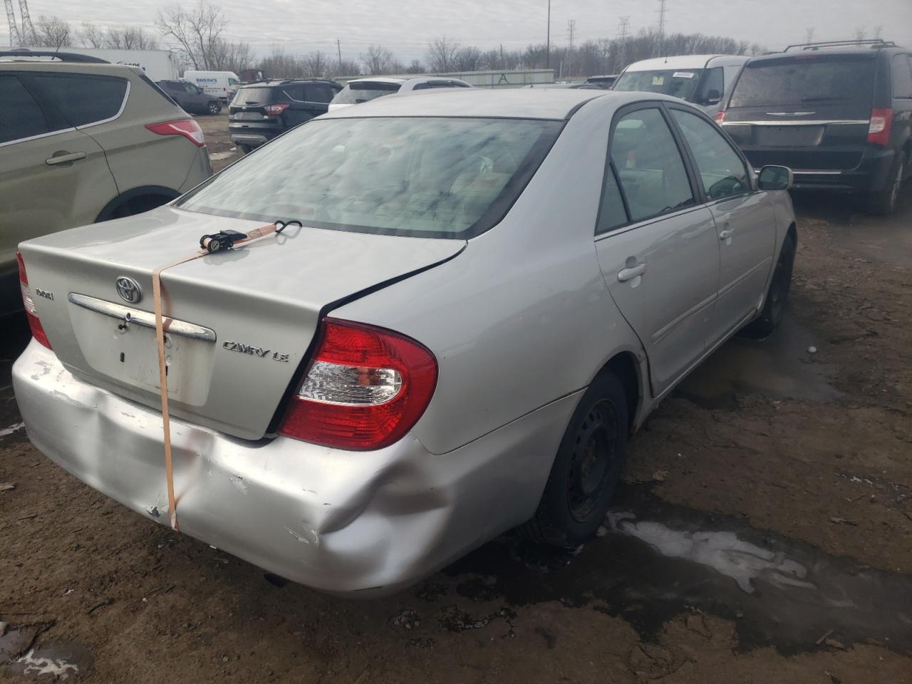 Photo 4 from auction – 2002 TOYOTA CAMRY LE with VIN 4T1BE32K02U049135