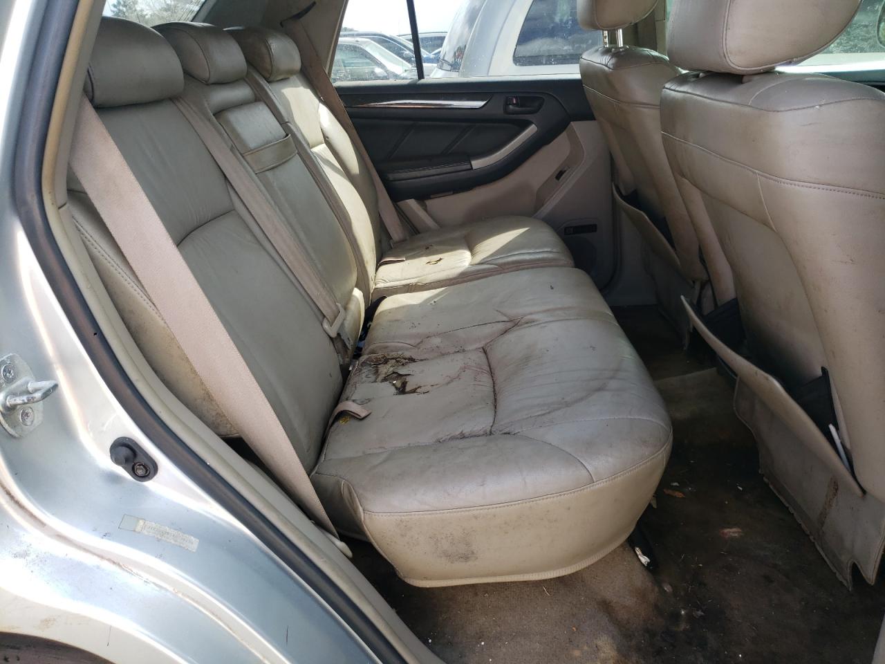 Photo 6 from auction – 2004 TOYOTA 4RUNNER LI with VIN JTEZU17R140035170