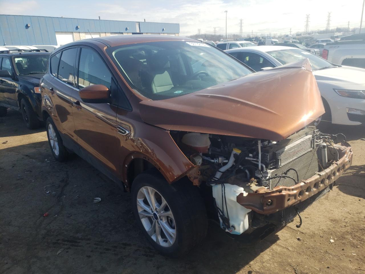 FORD ESCAPE SE 2017 with VIN 1FMCU9GD2HUC47633 - Photo from auction