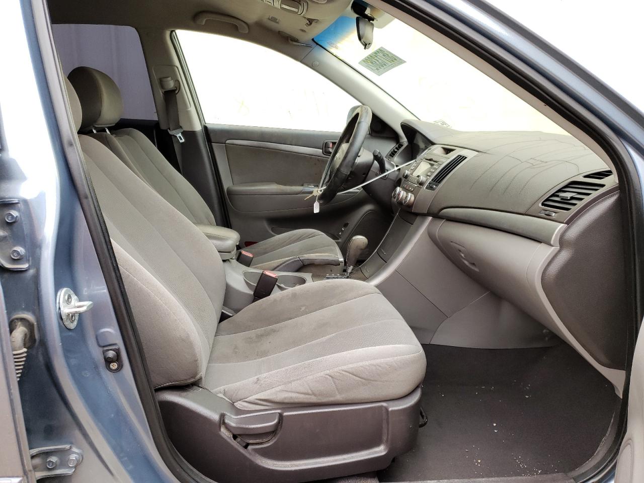 Photo 5 from auction – 2010 HYUNDAI SONATA GLS with VIN 5NPET4AC6AH608963