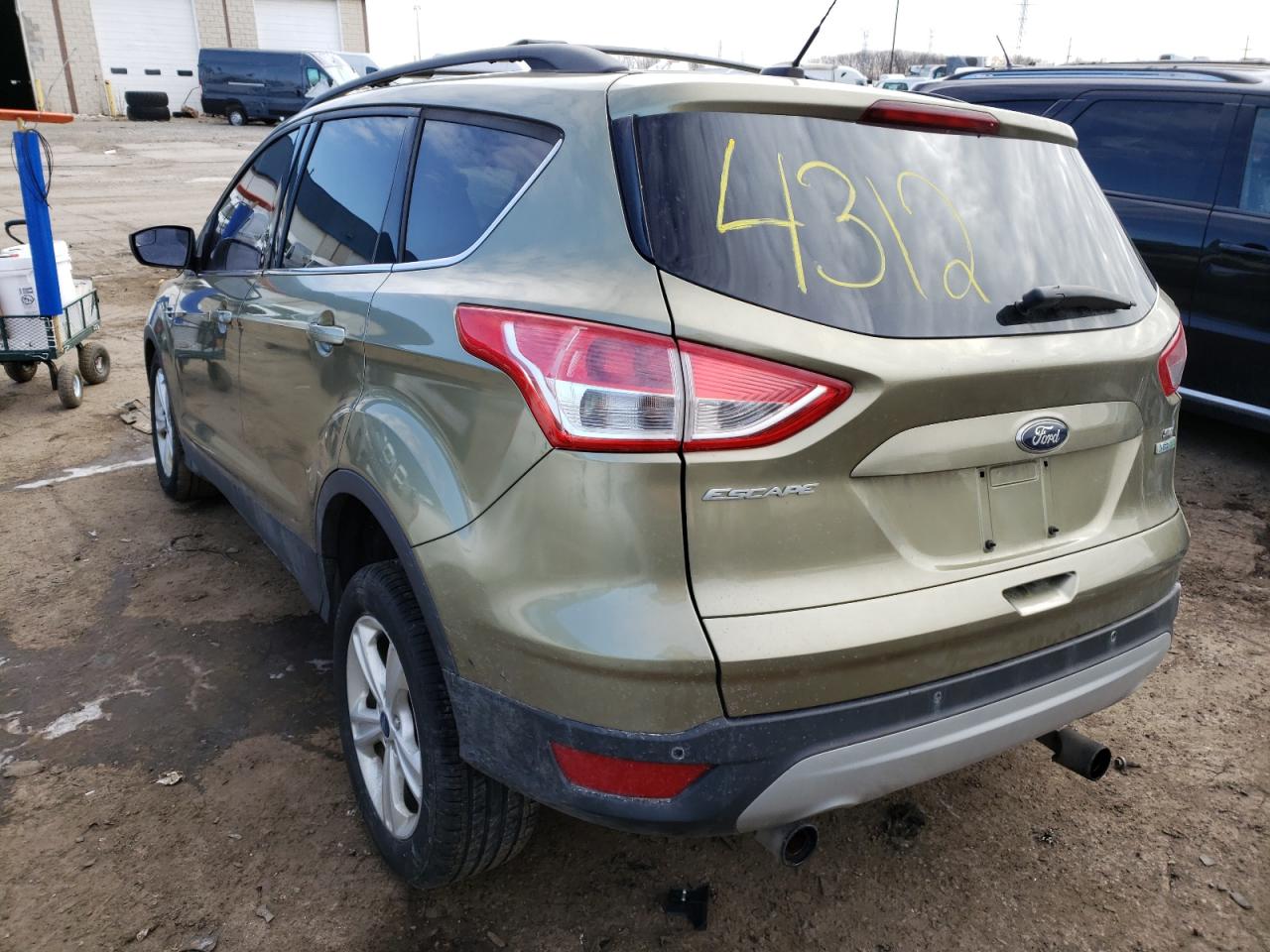 Photo 3 from auction – 2013 FORD ESCAPE SE with VIN 1FMCU0G96DUA44312