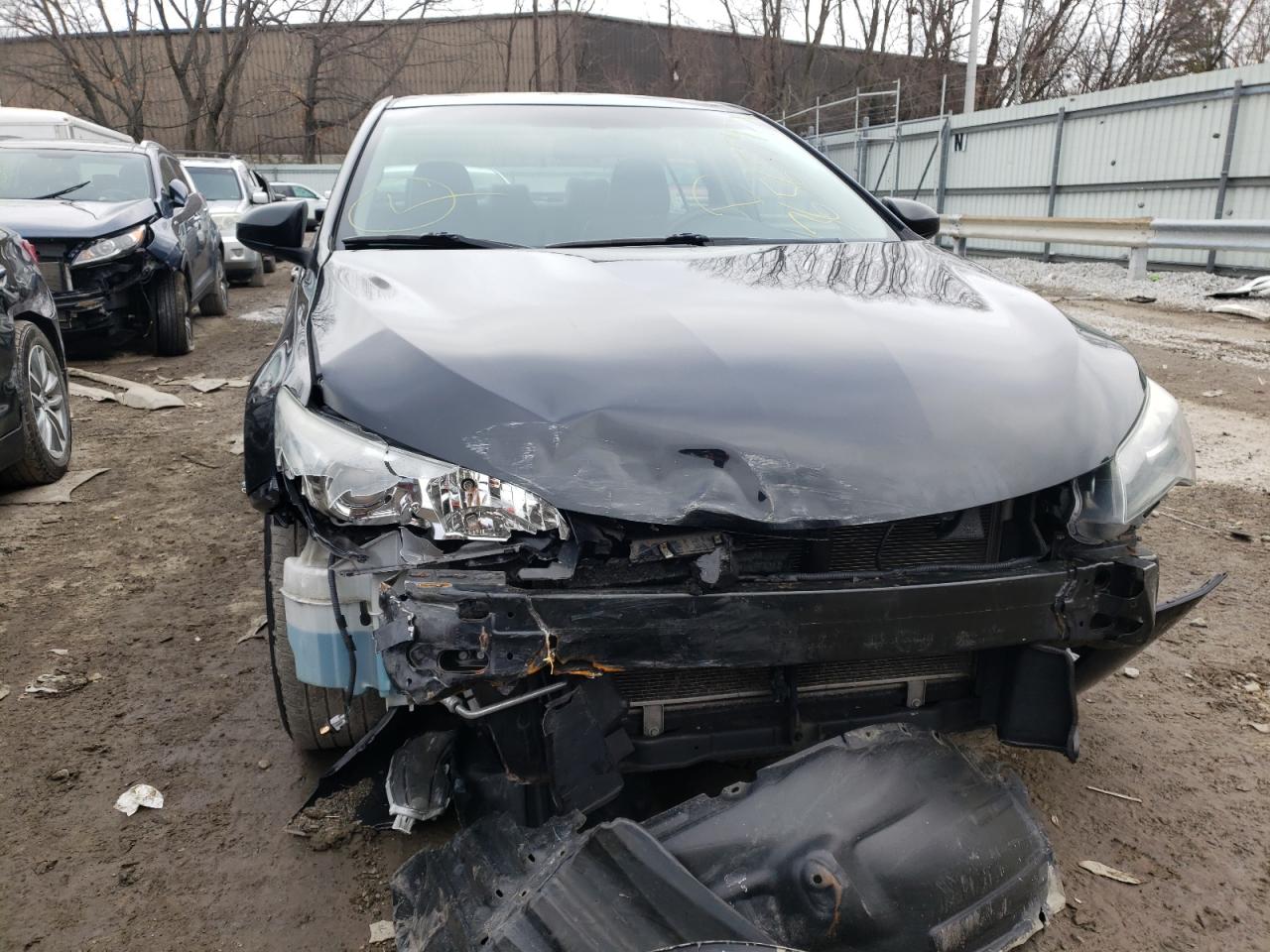 Photo 9 from auction – 2015 TOYOTA CAMRY LE with VIN 4T1BF1FK3FU494874